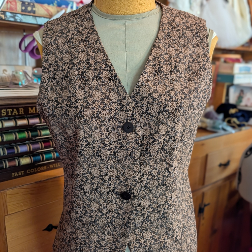 ANN TAYLOR Vintage 1990's Floral Black and Cream Button Front Vest